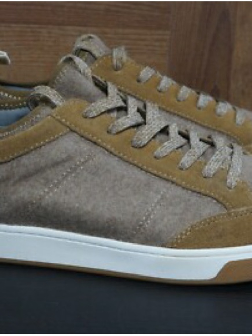 johnnie-O Men's Surf Side Sneakers size 11